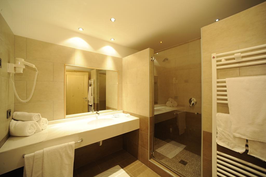 Hotel Belvedere Wellness & Family Baselga di Pinè Esterno foto